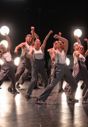 presentación de El Centro Coreográfico Nacional/Aterballetto estrena en Madrid su homenaje a Ennio Morricone