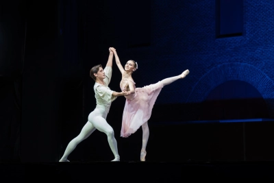 presentación de Selección de fotos de Ópera de París. Junior Ballet 